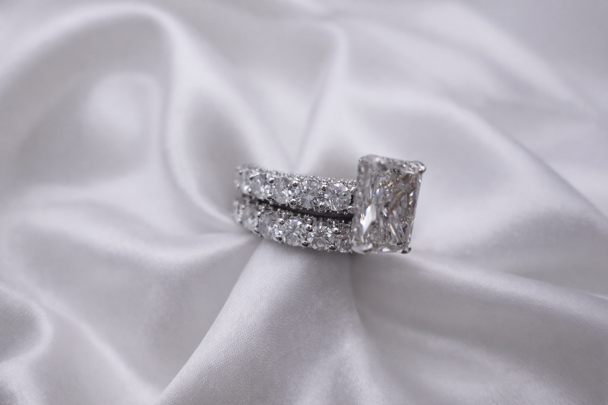 Radiant Cut Lab- Diamond Bridal Set: The Ultimate Sparkle (3.02 Carat)