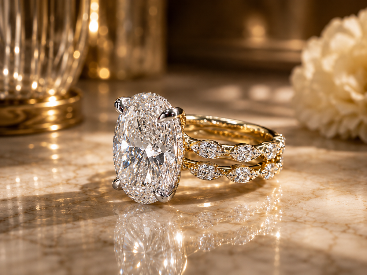 The Alaina ✨ 7.62 Carat Oval Lab Diamond Wedding Set